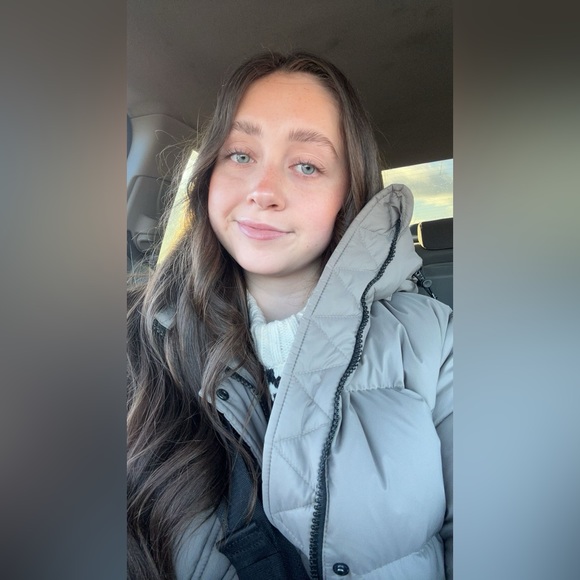 Meet your Posher, Rosalie - Picture 1 of 1